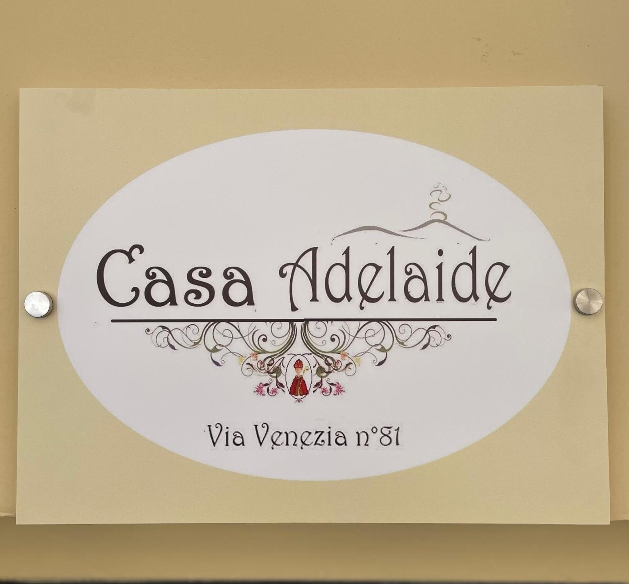 Вилла Casa Adelaide Неаполь Экстерьер фото